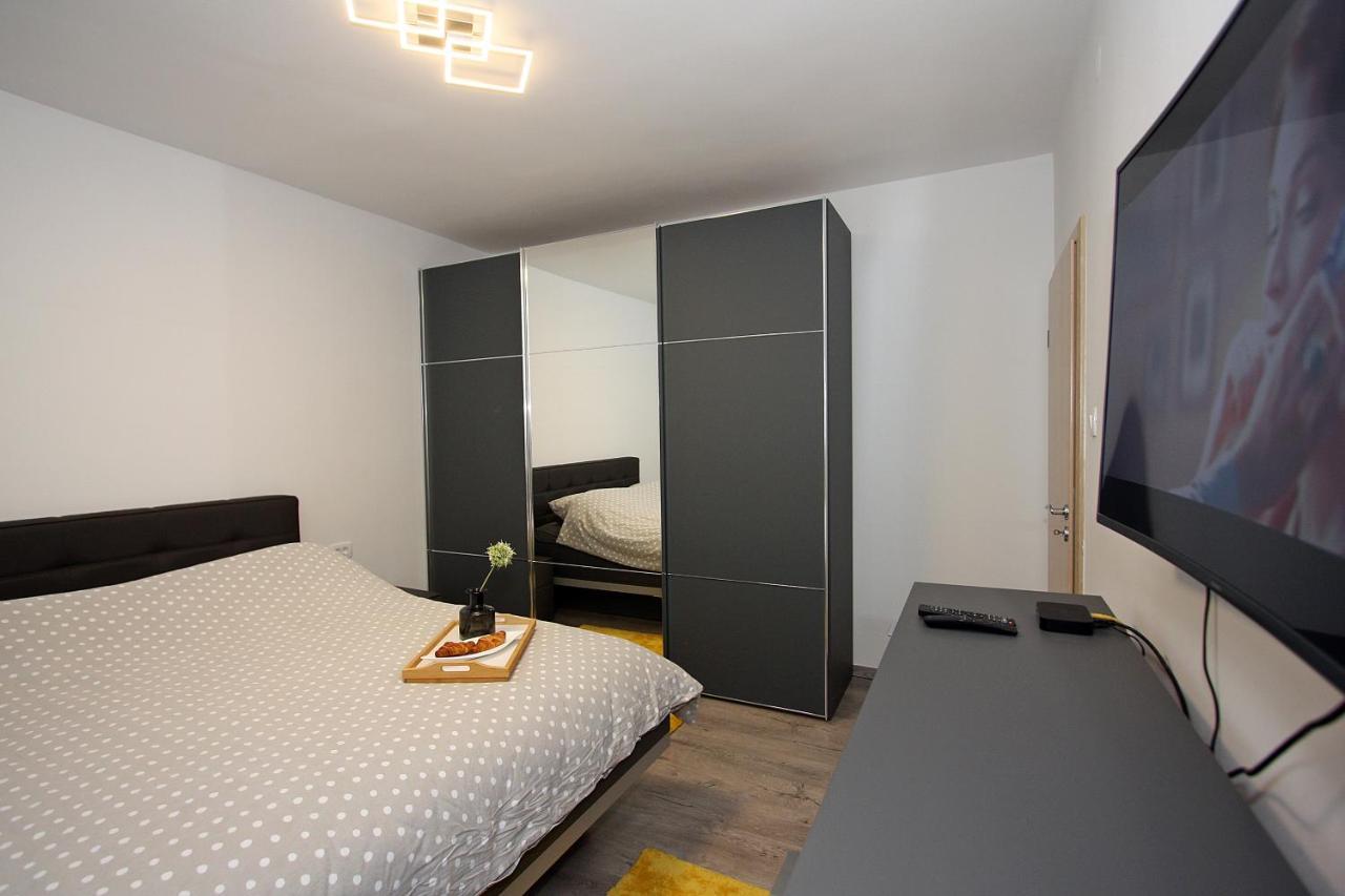 Apartment Petra Supetar Zewnętrze zdjęcie