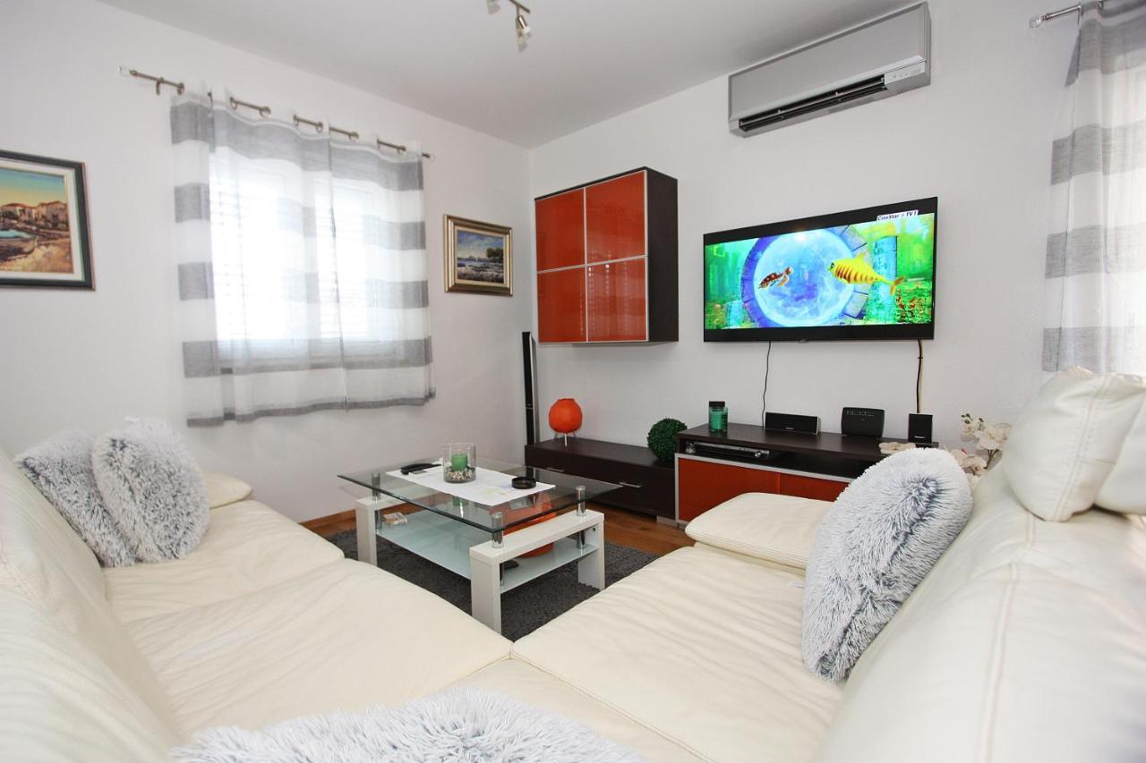 Apartment Petra Supetar Zewnętrze zdjęcie