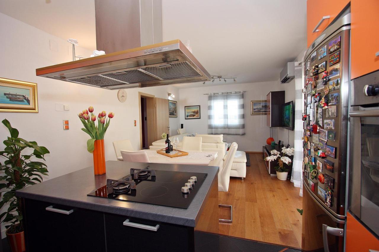Apartment Petra Supetar Zewnętrze zdjęcie