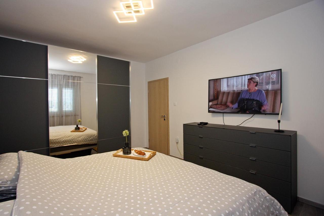Apartment Petra Supetar Zewnętrze zdjęcie